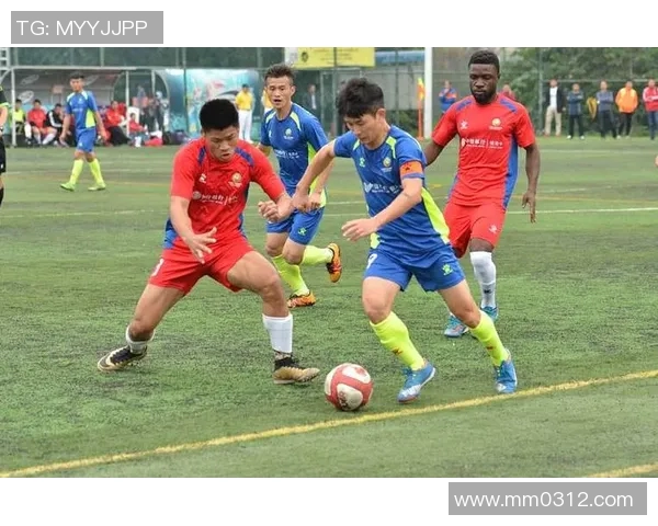 深圳足球队以56分领跑欧锦赛积分榜展现强劲实力与团队合作精神 深圳足球队以56分领跑欧锦赛积分榜展现强劲实力与团队合作精神