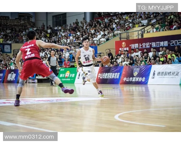 深圳篮球队个人能力深度剖析与发展潜力探讨 深圳篮球队个人能力深度剖析与发展潜力探讨